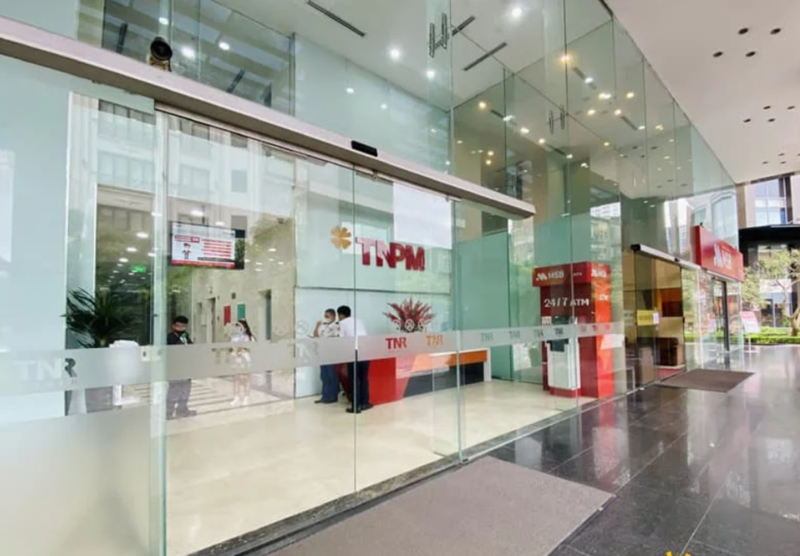 ROX Tower Láng Hạ có ánh sáng tự nhiên do sở hữu mặt tiền kính hiện đại chuẩn hạng B+